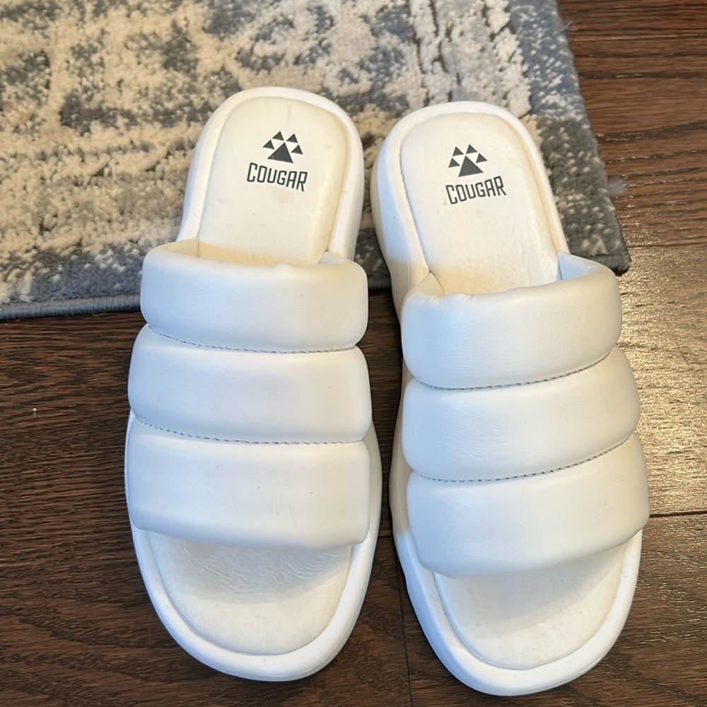 Cougar size 7,white slip on sandals/ slippers